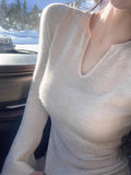 [Reave It] Soft Glutinous V Collared Horn Sleeves And Bottom Shirts For Women Slim Knitting Tops