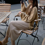 Fans Of Finland_Guided Relaxation Wool Shawl + Sling Skirt Two-Piece