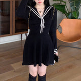 Love Navy Collar Can Also Wear A Good Body Velvet Navy Collar Top / Knitted Skirt