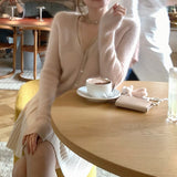 Kyoto Sweet Dream_Exquisite Yarn Yarn Staple Diamond V-Neck Dyed Horse Hairy Knitted Shirt Short Blouse Autumn