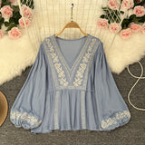 Vintage Ethnic Style Embroidered White Shirt Women's New Loose Casual Burse Shirt In The Spring And Fall Of 2025