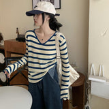 V-Neck Striped Knitted Jersey Women's Gas With Summer 2025 Early Autumn New Bottom Shirt Design Feeling Long-Sleeved Top