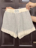 Early Spring Wear A Set Of Female Gentle Wind Bow Lace Spliced Long-Sleeved T-Shirt + Gray Shorts Two Sets