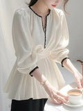 2025 New Spring Unique Super-Looking Temperament Blouse High-End Feeling Small Fragrant Style White Denswear Shirt Woman
