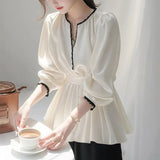 2025 New Spring Unique Super-Looking Temperament Blouse High-End Feeling Small Fragrant Style White Denswear Shirt Woman