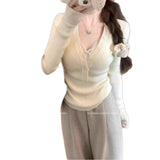 V-Neck Long-Sleeved Knitted Shirt Autumn And Winter Sweet And Spicy In The Early Winter White Bottom Repair Body Women's Gray Thin
